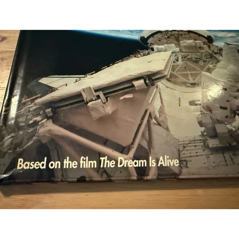 The Dream Is Alive Space Shuttle Hardcover Book 1990 Smithsonian IMAX NASA